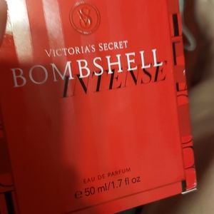 Bombshell intense by Victoria's secret